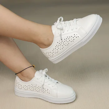 Женские кроссовки с вырезами, летние Белые туфли из натуральной кожи, большие размеры, женская повседневная дышащая спортивная вулканизированная обувь